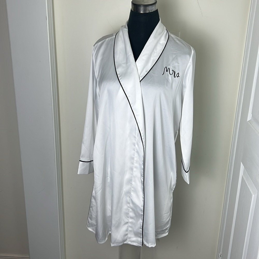 Kate Spade White Signature Mrs Short Robe With Pockets Size Medium